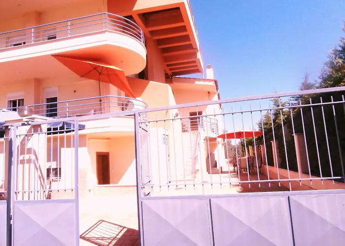Georgios Apartments
